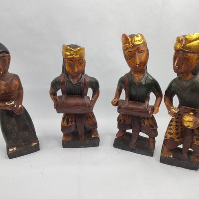 Sale Photo Thumbnail #32: Balinese Carved Wood Musician Figures