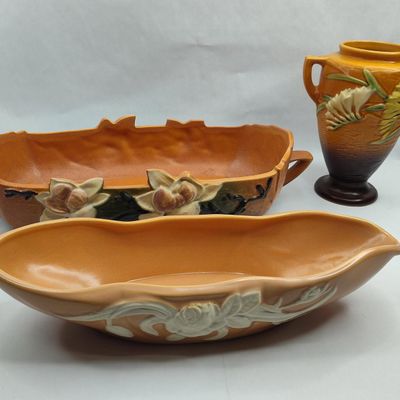 Sale Photo Thumbnail #31: Set 3 Roseville & Weller Art Pot. Vess