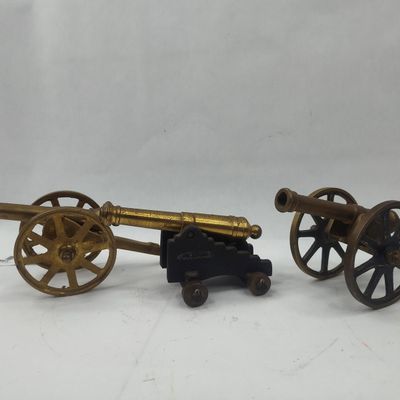 Sale Photo Thumbnail #198: Set Brass & Cast Iron Mini Cannons
