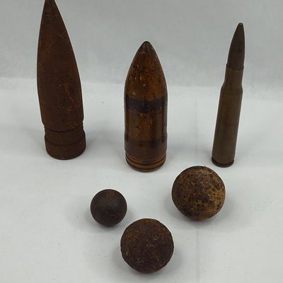 Sale Photo Thumbnail #450: Set of Historical Projectiles & Shells