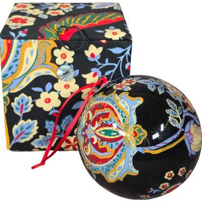 Sale Photo Thumbnail #4: Vera Bradley Versailles 2010 Christmas Glass Ball Ornament and Fabric Storage Box