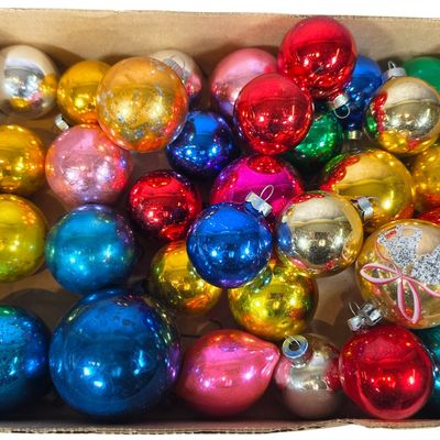 Sale Photo Thumbnail #41: Vintage Glass Christmas Ornaments