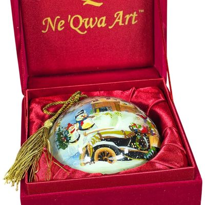 Sale Photo Thumbnail #6: Ne'Qwa Art Glass Christmas Ornament Designed by Peggy Abrams with Presentation Box