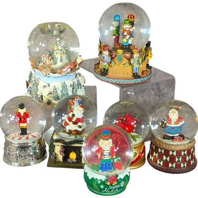 Sale Photo Thumbnail #37: A Collection of Christmas Themed Musical and Battery Operated Snow Globes