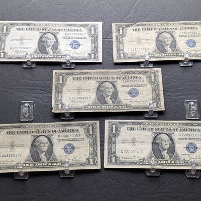 (3) 1935 A & (2) 1935 D $1 Silver Certificates