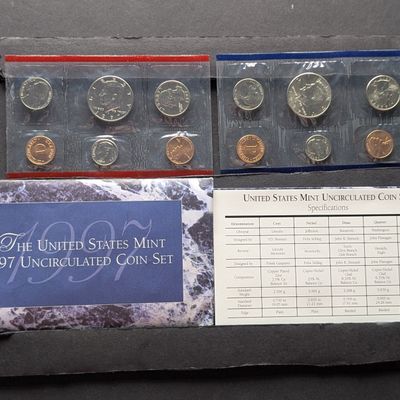1997 P&D U.S. Mint Unc. Coin Set in OGP w/ COA