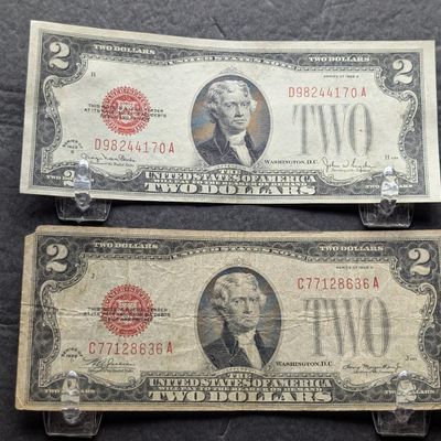 1928 D & 1928 G U.S. $2 Red Seal Notes