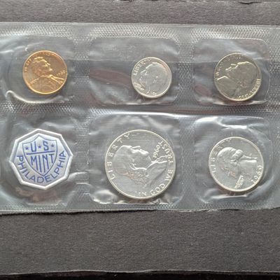1960 U.S. Mint Proof Set, No Envelope - Includes (3) 90% Silver Coins