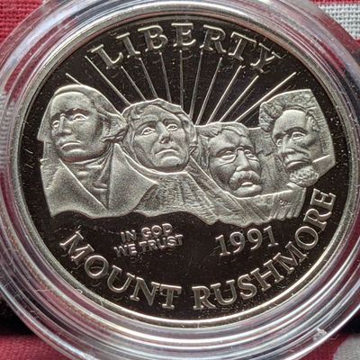 1991-S 50th Anniversary of Mount Rushmore Commemorative Clad Half Dollar