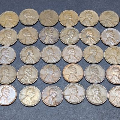 Sale Photo Thumbnail #139: (49) Assorted Mixed Date Lincoln Wheat Cents