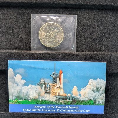 Sale Photo Thumbnail #88: 1988 Republic of The Marshall Islands Space Shuttle Discovery $5 Commemorative Coin