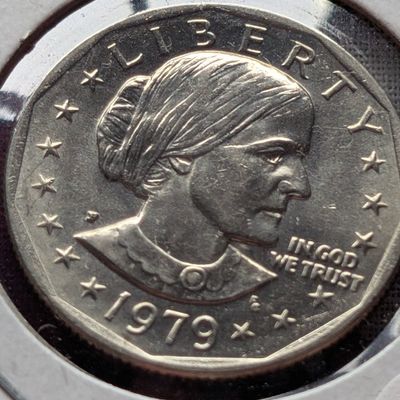 Sale Photo Thumbnail #126: 1979-P "Narrow Rim/Far Date" Susan B. Anthony Dollar
