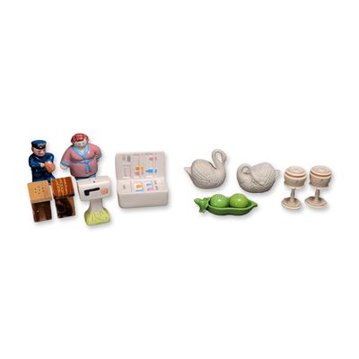 Sale Photo Thumbnail #506: 6 Pairs of Novelty Ceramic Salt and Pepper Shakers