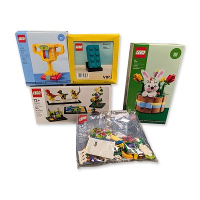 Sale Photo Thumbnail #82: 5pc Collection of LEGO Promotional and Seasonal Sets