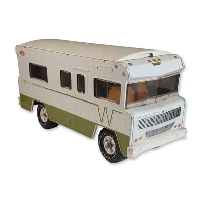 Sale Photo Thumbnail #525: Tonka Indian Pressed Steel Toy Motorhome