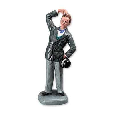 Sale Photo Thumbnail #274: Royal Doulton Entertainers Series Porcelain Figurine, Stan Laurel HN2774