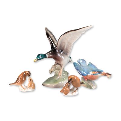 Sale Photo Thumbnail #505: 4pc Hutschenreuther, Royal Worcester, and Keramos Porcelain Bird Figurines