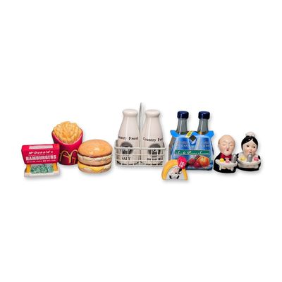Sale Photo Thumbnail #258: 10pc Advertising and Novelty Salt and Pepper Shakers