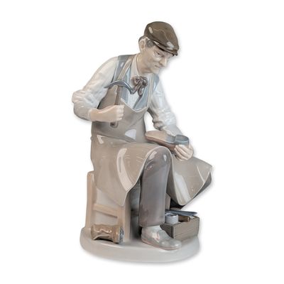 Sale Photo Thumbnail #61: Lladro Porcelain Figurine, The Cobbler 01004853