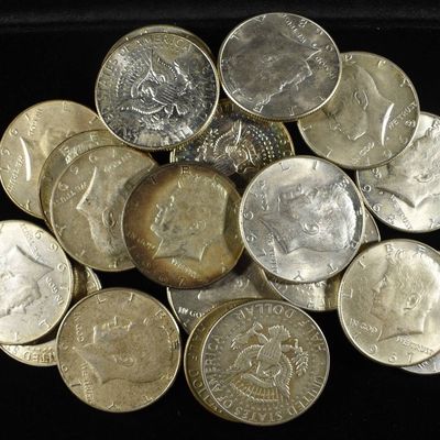 Sale Photo Thumbnail #364: (20) KENNEDY HALF DOLLARS 40% SILVER