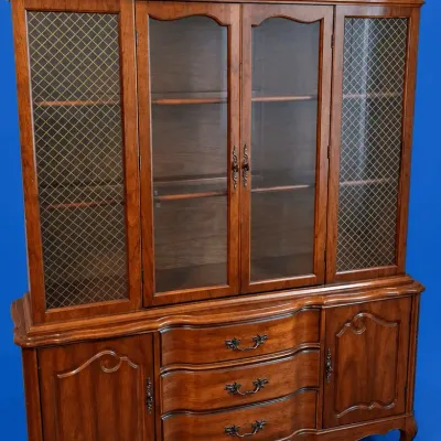 Vintage French Provincial Style Hutch/China Cabinet