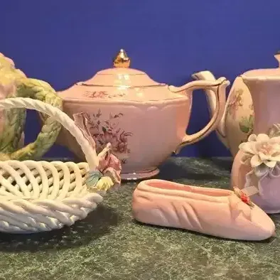 Pink Teapots