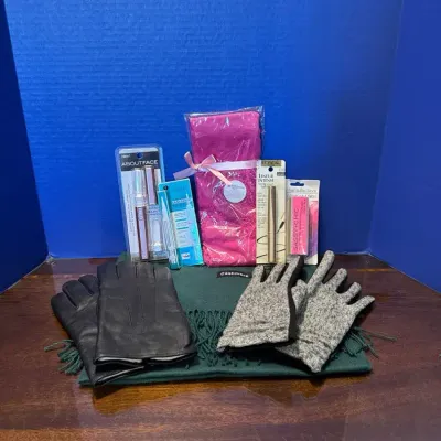Large Assortment Of Mens & Ladies Trouser Socks & Ladies NIB Accessories