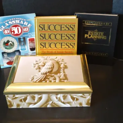 Unique And Possibly Collectible Dove Tin  and Collectible Information Books