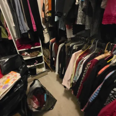 Sale Photo Thumbnail #120