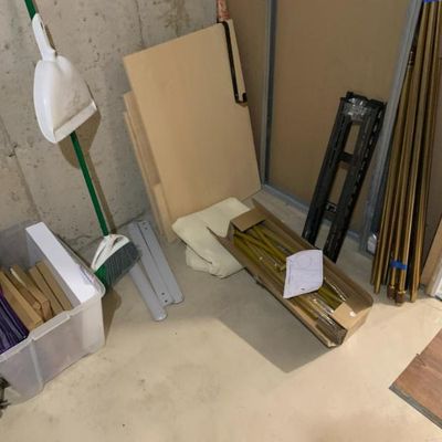Estate sale photo