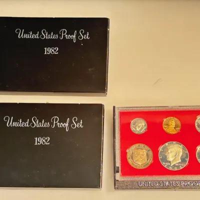 Lot of 2 - 1982 - United States Proof Sets