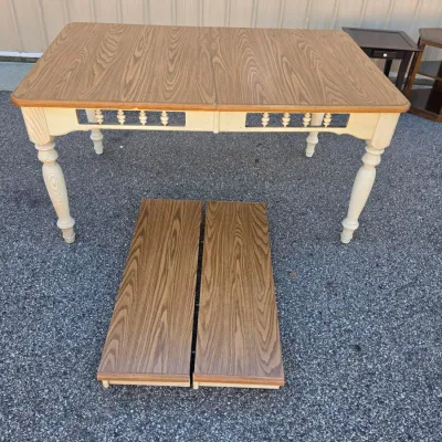 Vintage-Style Rectangular, Two-Toned Extending Dining Table with 2 Leaves