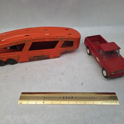 Sale Photo Thumbnail #12: Vintage Metal Jeep Toy Truck w/ Tructo Auto Haulaway Metal Toy Trailer