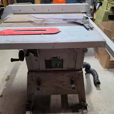 Durable Hitachi C10FL 10" Table Saw w/ 2 Throat Plates