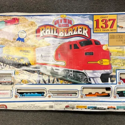 Railblazer 137 Piece Train Set