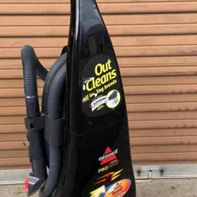 Bissell ProHeat Upright Deep Cleaner Carpet Extractor