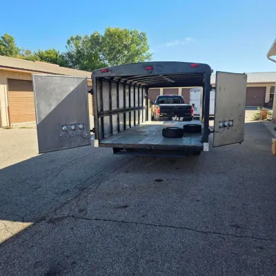 1990 Pace American Dual-Axle Enclosed Snowmobile Trailer - more photos (5) - Lot 7310446