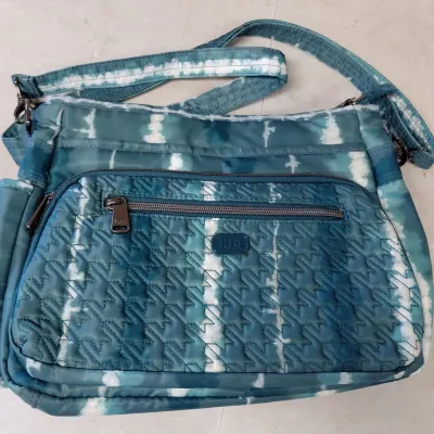 Lug Shimmy SE Bag - Shifori Teal Tie-Dye Pattern, Like New