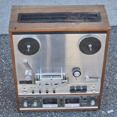 Vintage TEAC A-70100 Stereo Reel-to-Reel Tape Recorder