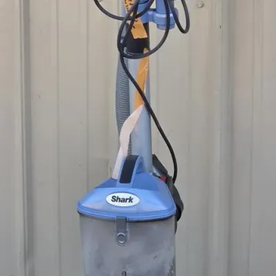 Blue Shark Navigator Lift-Away Upright Vacuum Cleaner