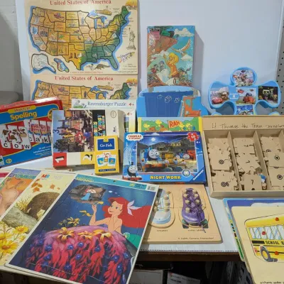 Large Puzzles & Kids Wooden Puzzle Lot: Refer To Photos, Educational & Classic Assorted Puzzles - Estate Sales Warehouse (GR)