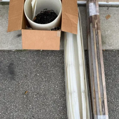 Landscape and Foliage Edging, Tubing and Stakes Kit: Plastic Edging Rolls, Wood Stakes and Zip Ties