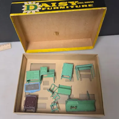 Vintage Daisy Doll House Furniture Set in Original Box