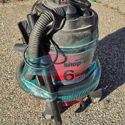 6 Gallon Wet Dry Vac