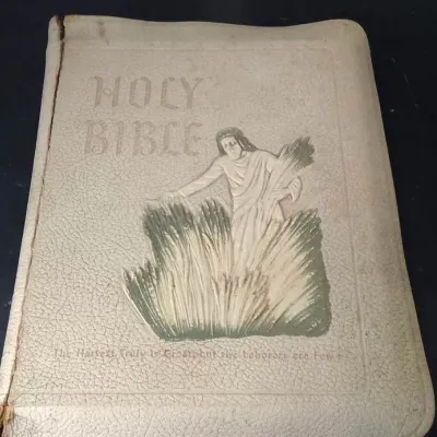 1955 Holy Bible Spiritual Harvest Edition KJV Embossed Harvest Cover Vintage - Potterville