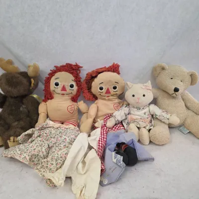 2 Vintage Raggedy Anne Dolls w/ Stuffed Moose, Cat, and Bear