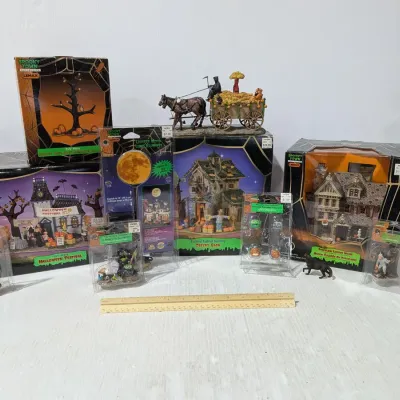 Vintage LEMAX Spooky town Collection Halloween Festival Trick Or Treat Lot: Refer To Photos - Estate Sales Warehouse (GR)