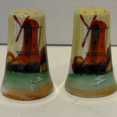 Sale Photo Thumbnail #20: Vintage Lusterware Hand-painted 1920's Red Dutch Windmill Salt & Pepper Shakers - Cork Bottom!