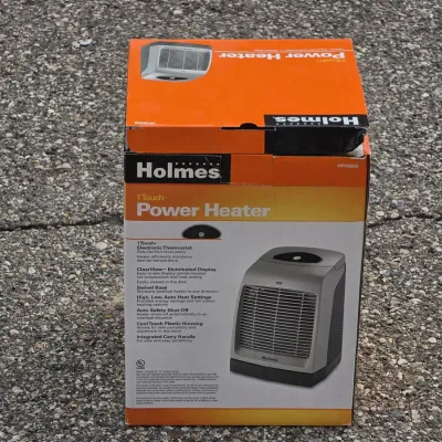 Holmes HFH5656 1Touch Power Heater with Box