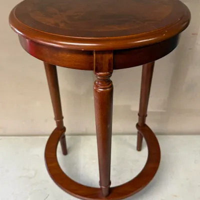 Traditional Round Wood Plant Stand Accent Table with Burl Inlay